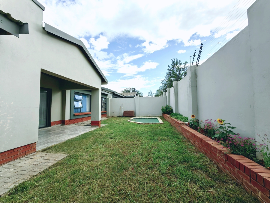 3 Bedroom Property for Sale in Waterkloof A H North West
